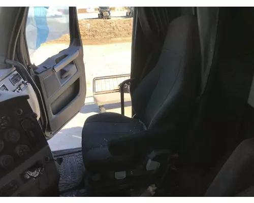 Freightliner CASCADIA Seat (non-Suspension)