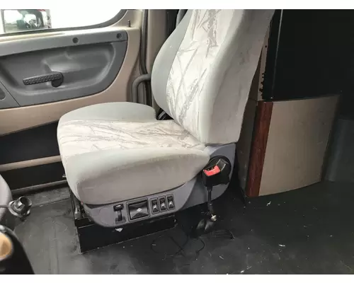 Freightliner CASCADIA Seat (non-Suspension)