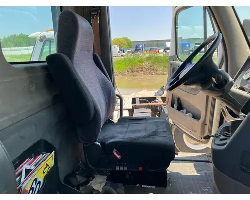 Freightliner CASCADIA Seat (non-Suspension)