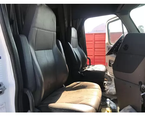 Freightliner CASCADIA Seat (non-Suspension)