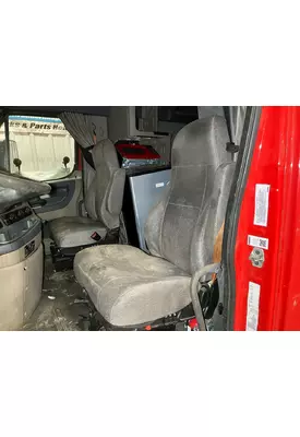 Freightliner CASCADIA Seat (non-Suspension)