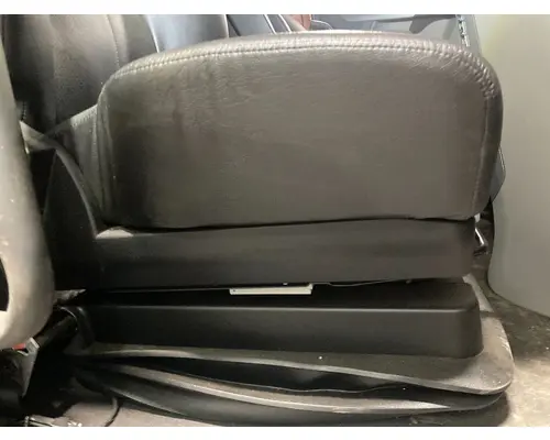 Freightliner CASCADIA Seat (non-Suspension)