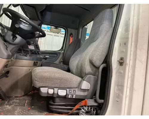 Freightliner CASCADIA Seat (non-Suspension)