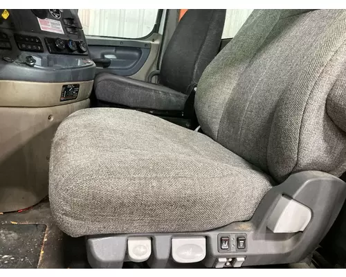 Freightliner CASCADIA Seat (non-Suspension)