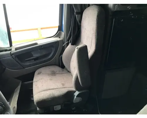 Freightliner CASCADIA Seat (non-Suspension)