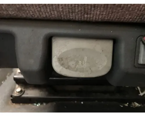 Freightliner CASCADIA Seat (non-Suspension)