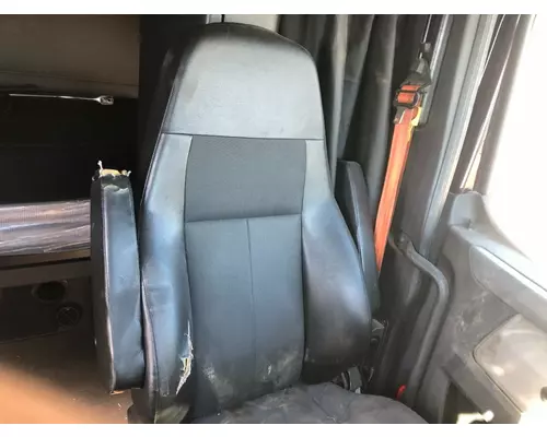 Freightliner CASCADIA Seat (non-Suspension)