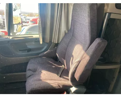 Freightliner CASCADIA Seat (non-Suspension)