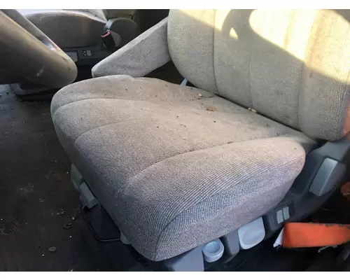 Freightliner CASCADIA Seat (non-Suspension)