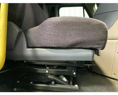 Freightliner CASCADIA Seat (non-Suspension)