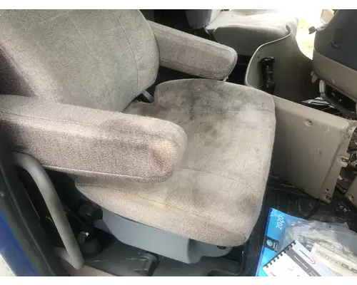 Freightliner CASCADIA Seat (non-Suspension)