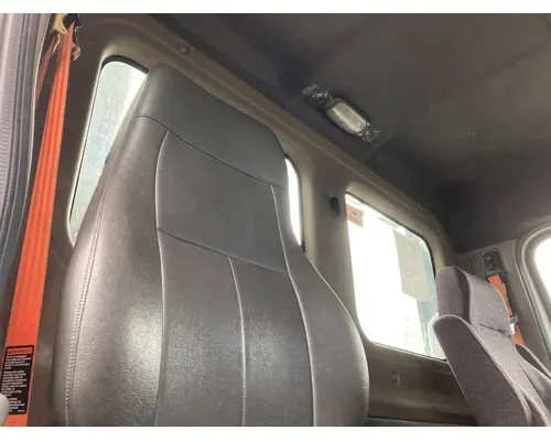 Freightliner CASCADIA Seat (non-Suspension)