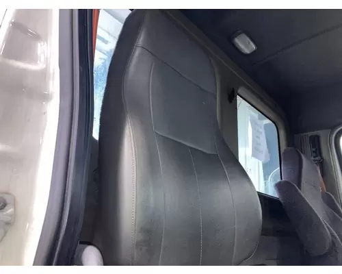 Freightliner CASCADIA Seat (non-Suspension)