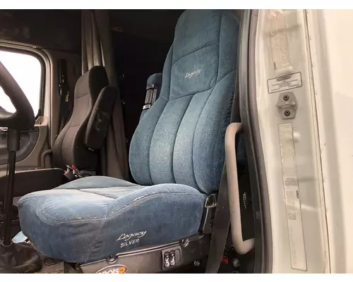 Freightliner CASCADIA Seat (non-Suspension)