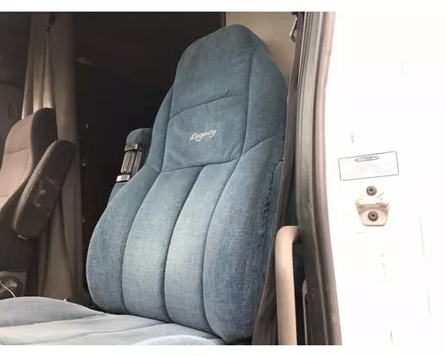 Freightliner CASCADIA Seat (non-Suspension)