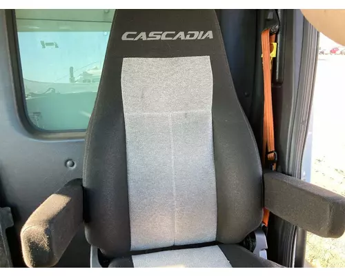 Freightliner CASCADIA Seat (non-Suspension)