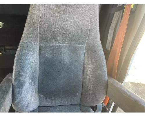 Freightliner CASCADIA Seat (non-Suspension)