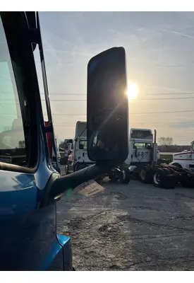 Freightliner CASCADIA Side View Mirror