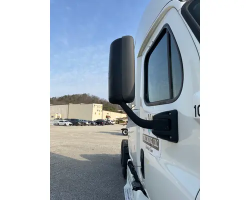 Freightliner CASCADIA Side View Mirror