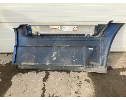Freightliner CASCADIA Skirt