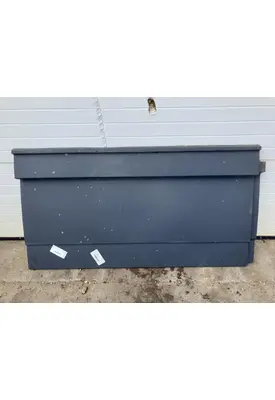 Freightliner CASCADIA Skirt