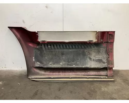 Freightliner CASCADIA Skirt
