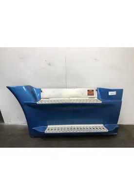 Freightliner CASCADIA Skirt