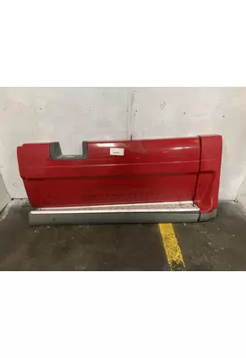 Freightliner CASCADIA Skirt