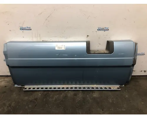 Freightliner CASCADIA Skirt