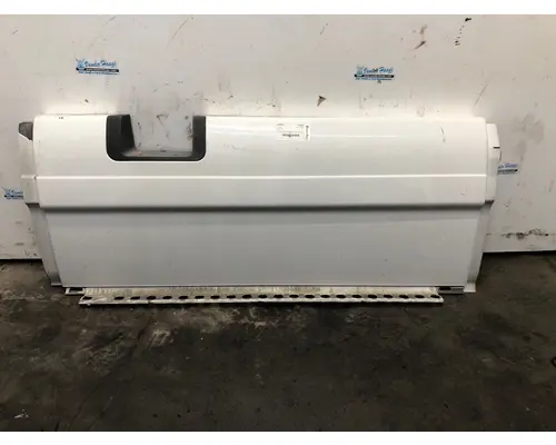 Freightliner CASCADIA Skirt