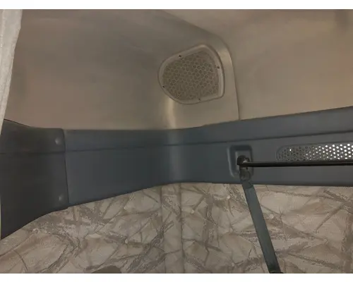 Freightliner CASCADIA Sleeper Bunk