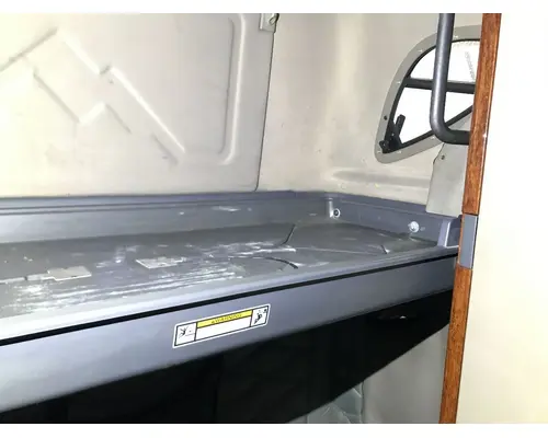 Freightliner CASCADIA Sleeper Bunk