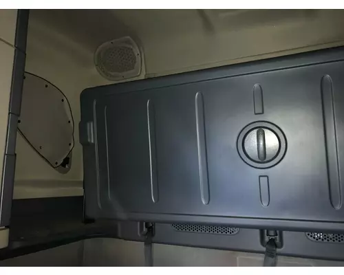 Freightliner CASCADIA Sleeper Bunk