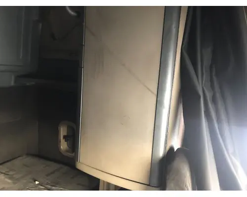 Freightliner CASCADIA Sleeper Cabinets