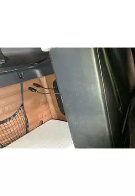 Freightliner CASCADIA Sleeper Cabinets