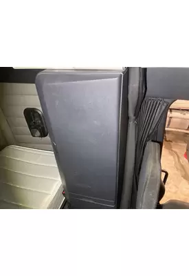 Freightliner CASCADIA Sleeper Cabinets