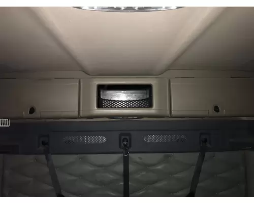 Freightliner CASCADIA Sleeper Cabinets