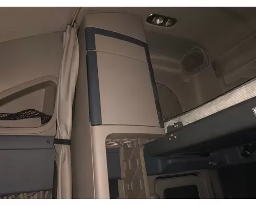 Freightliner CASCADIA Sleeper Cabinets