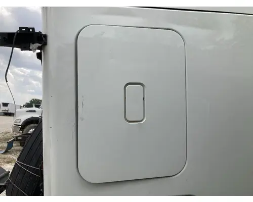 Freightliner CASCADIA Sleeper Door