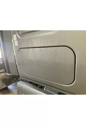 Freightliner CASCADIA Sleeper Door