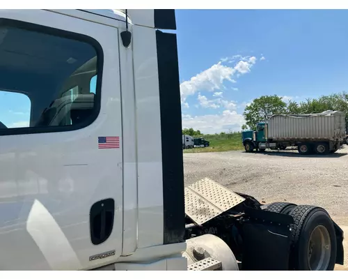 Freightliner CASCADIA Sleeper Fairing