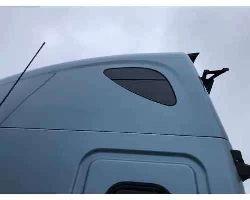 Freightliner CASCADIA Sleeper Window