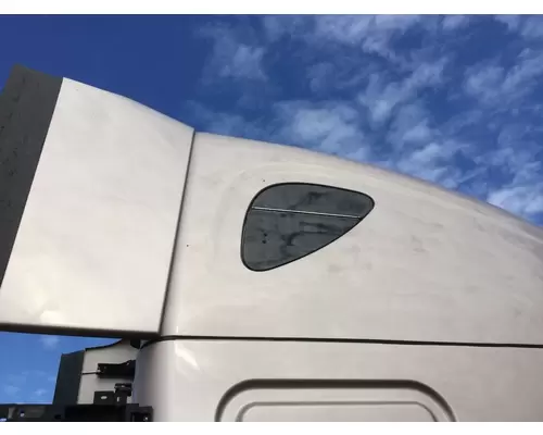 Freightliner CASCADIA Sleeper Window