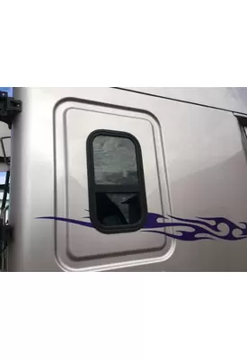 Freightliner CASCADIA Sleeper Window