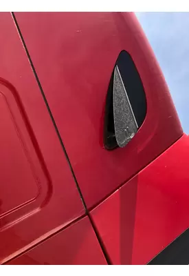 Freightliner CASCADIA Sleeper Window