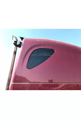 Freightliner CASCADIA Sleeper Window