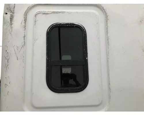 Freightliner CASCADIA Sleeper Window