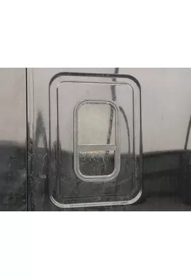 Freightliner CASCADIA Sleeper Window