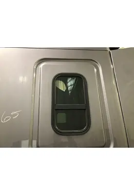 Freightliner CASCADIA Sleeper Window