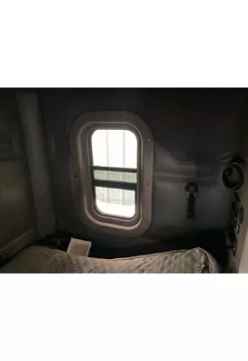Freightliner CASCADIA Sleeper Window